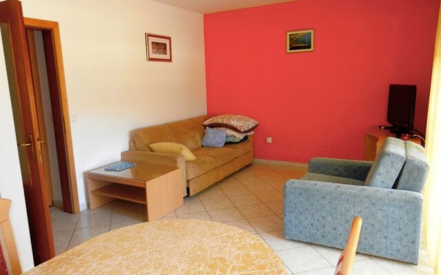 Apartments Aurel