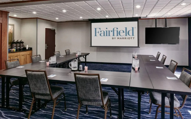 Fairfield Inn & Suites by Marriott Detroit Livonia