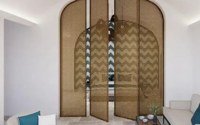 Villa Degli Dei - Private Waterfront Villa