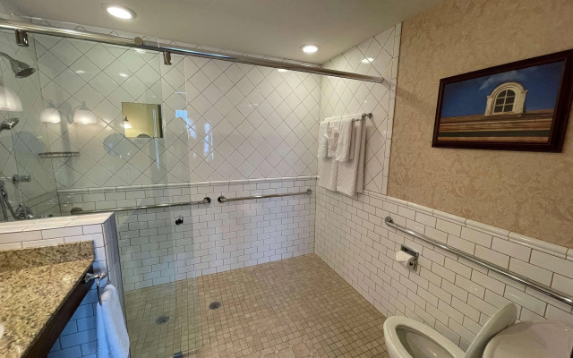 Best Western Premier Mariemont Inn