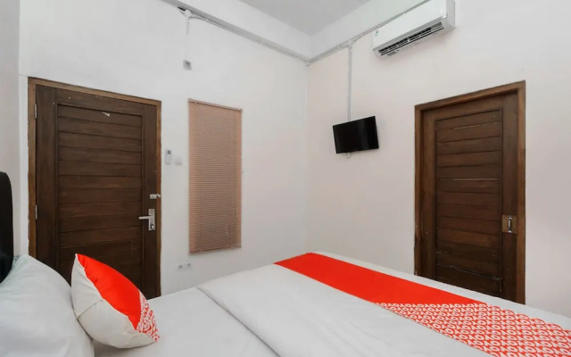 Falisha Homestay Syariah by OYO Rooms