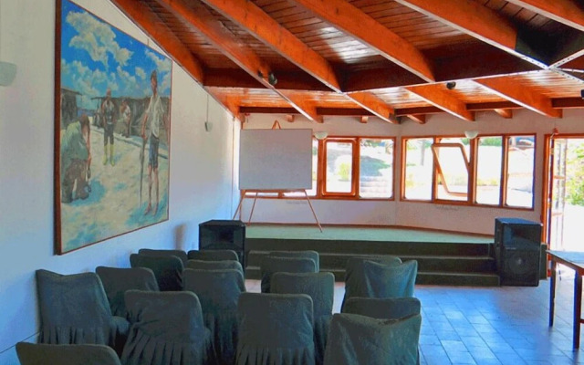 Hotel Puerto Mayor