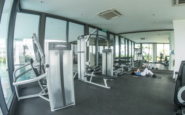 Three28 Tun Razak by Widebed