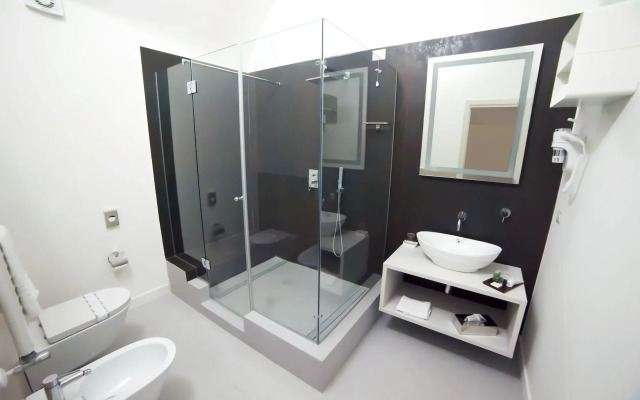 Dada Suite