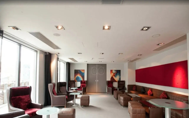 The Bermondsey Square Hotel