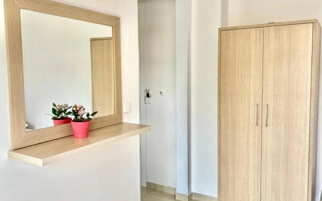 Foti Rooms