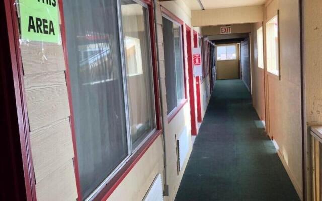 Motel 8
