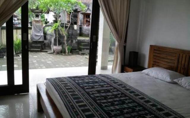 Manis Homestay