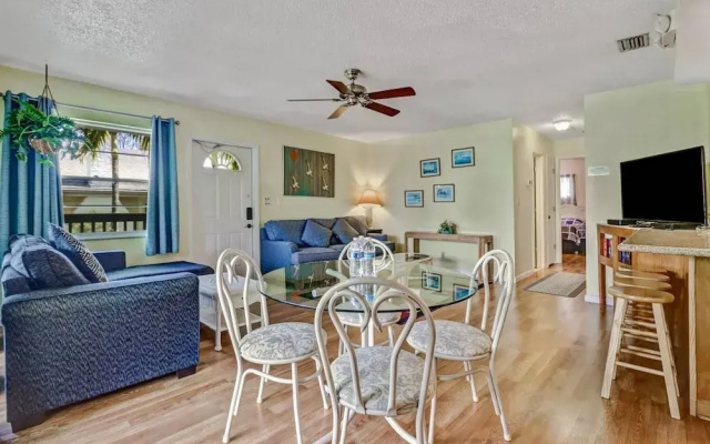 1335 Santos Rd-upstairs Unit