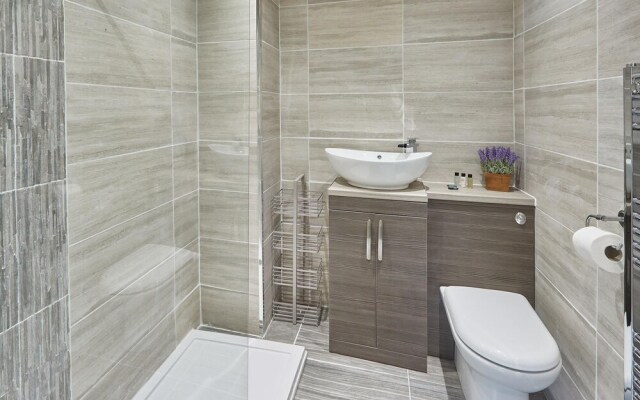 Fly Away Ruby in Saltburn-by-the-sea