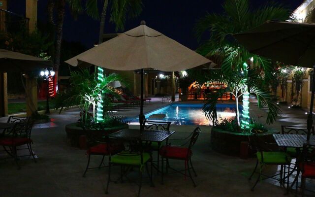 Hacienda Suites Loreto