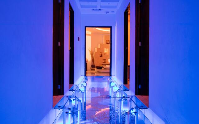 Krystal Grand Cancun