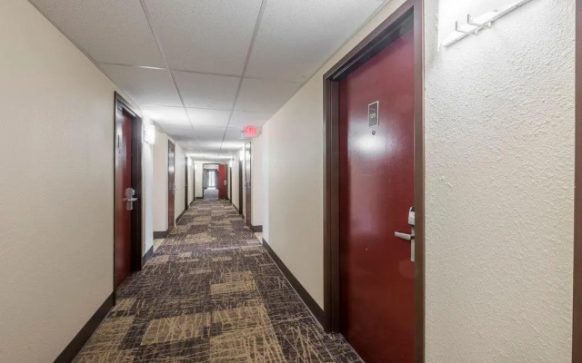 Super 8 Vermillion Sd