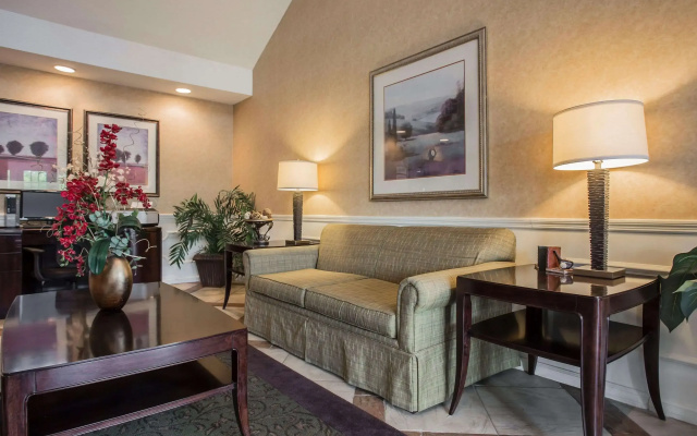 Quality Inn Waynesboro