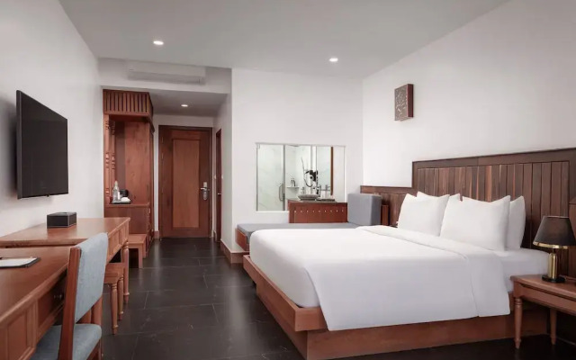 Two Seasons Siem Reap Hotel