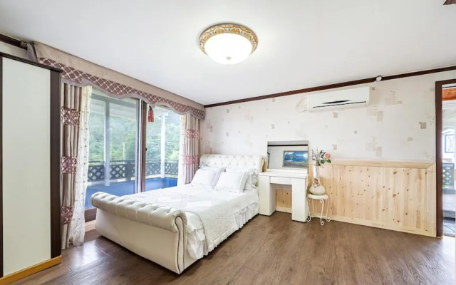 Samcheok Garden Pension