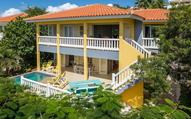 Tropical Twilight Haven Unwind in Style
