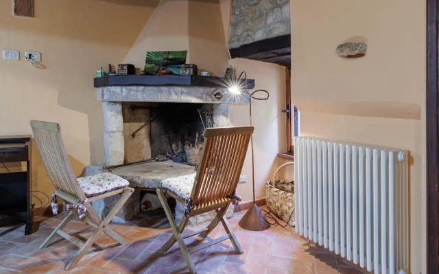 Apartment in Firenzuola Near Lake Arezzo