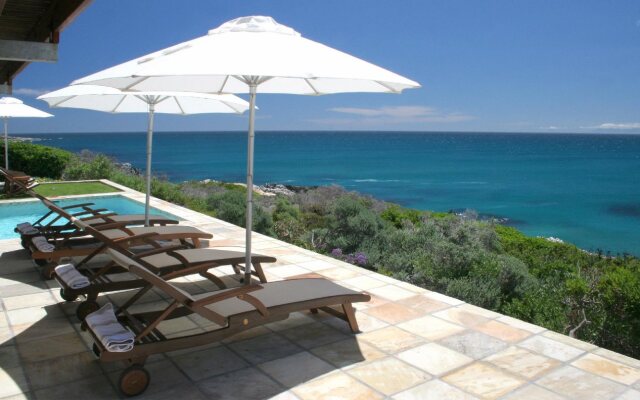 Cliff Lodge