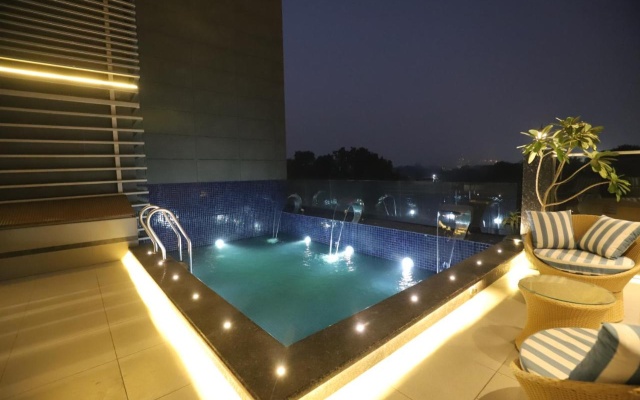 The Pristine Hotel Kanpur