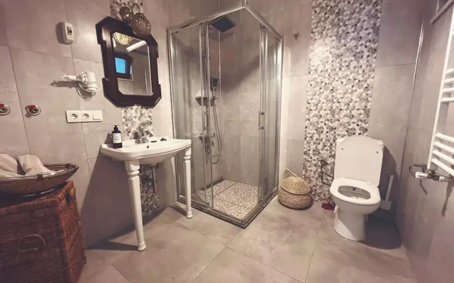Guzide Sapanca Kosk&Villa