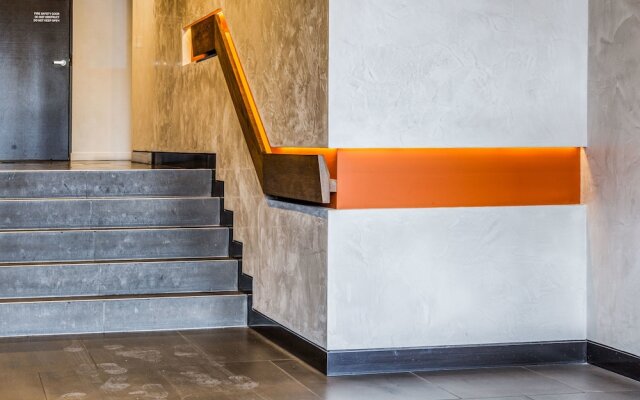 Elegant 1 bed 1 Bath Apartment, Free Parking