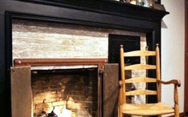 Brambles Inn & Gardens