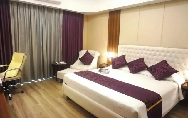 Central Park Reef Resort