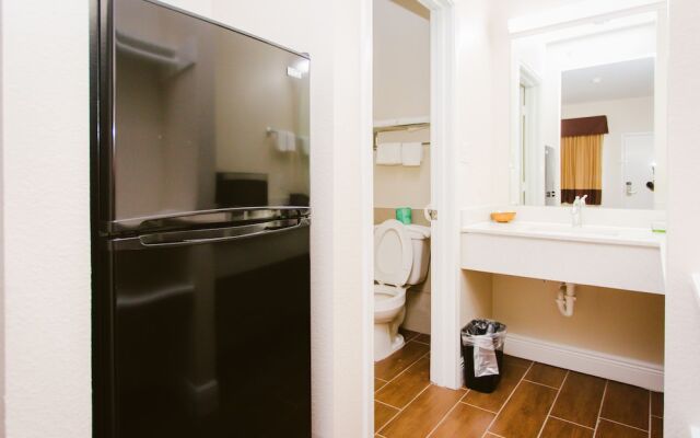 Scottish Inns & Suites Baytown Hwy 330