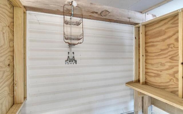 Lowe Tide by Oak Island Accommodations