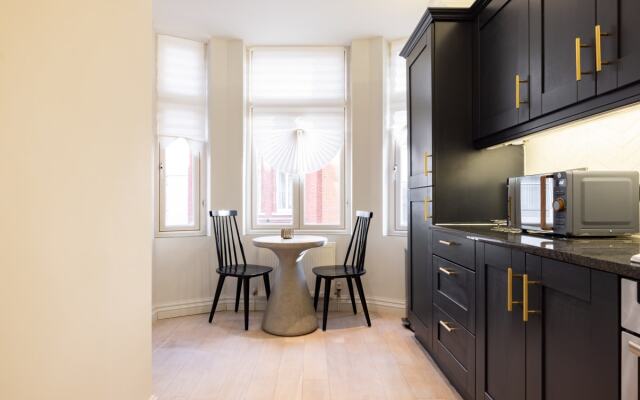 The Mayfair Arms - Modern & Bright 2BDR Apartment