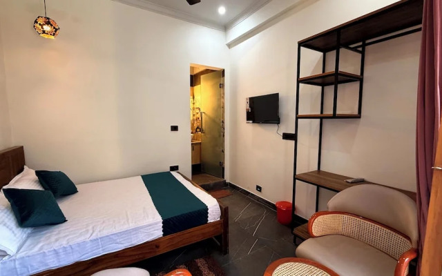 Yes Hotel By The Ganges