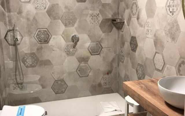 Ca' Uberti Palace Hotel , Mantegna Hotels