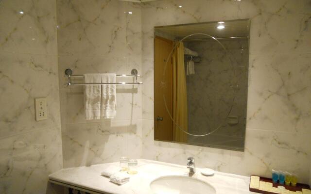 Jingzhuan Yihao Hotel