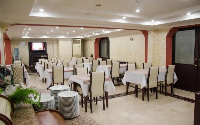 Grand Akkoza Hotel