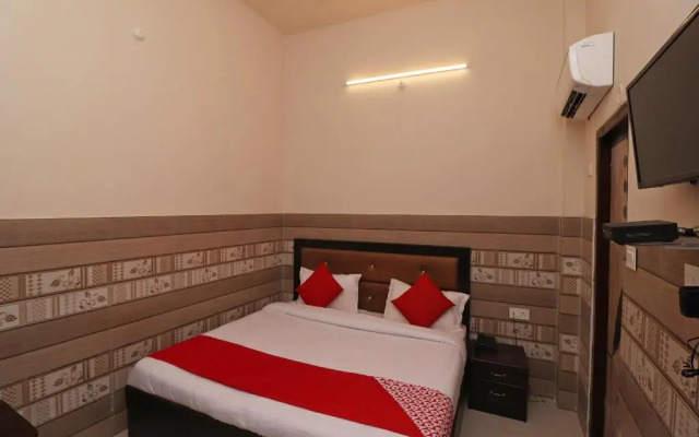 Hotel Tejasvi by OYO Rooms