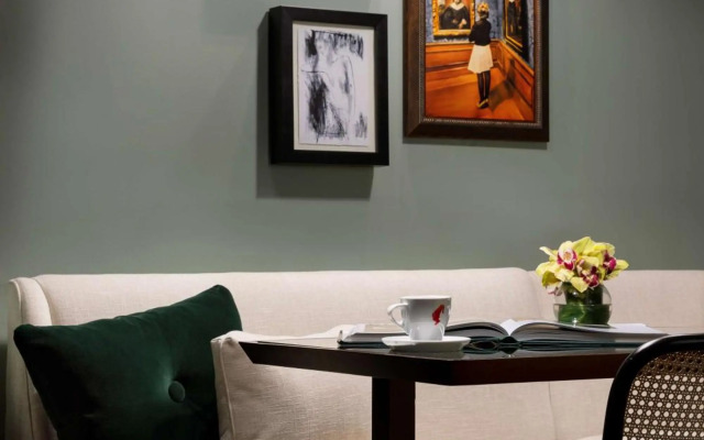 The Candler Hotel Atlanta, Curio Collection by Hilton