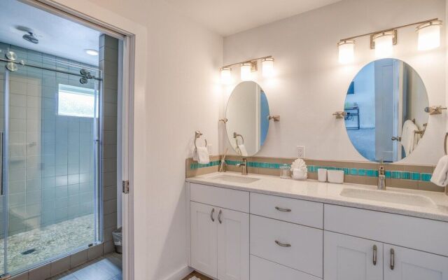 Breakwater Beach House