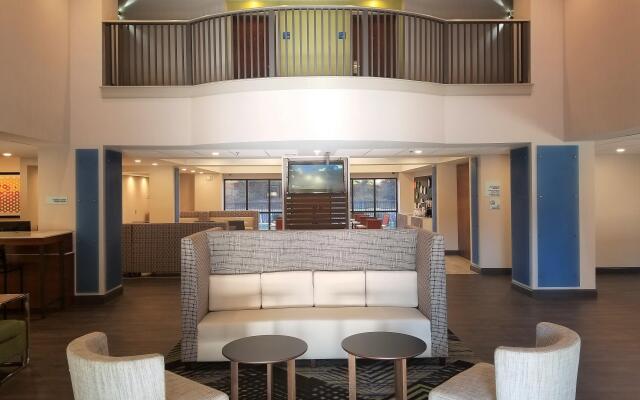 Holiday Inn Express Columbia - Two Notch by IHG