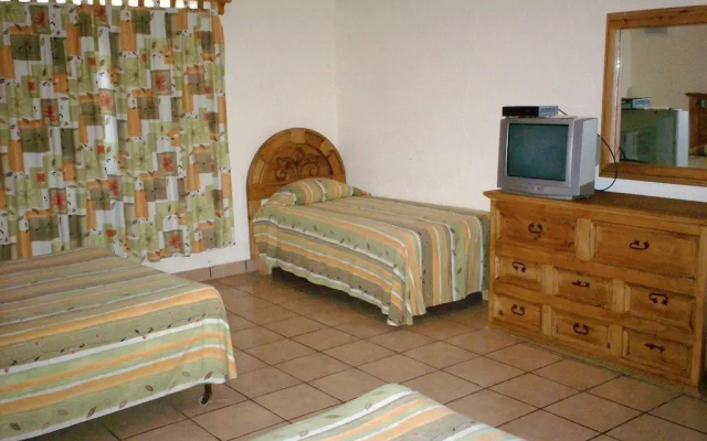 Hotel Hacienda Bugambilias La Paz & Centro de Convenciones