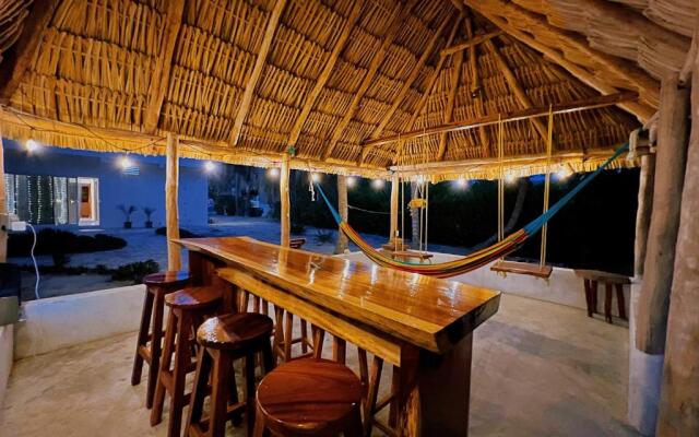 Coconut Palm House - El Cuyo