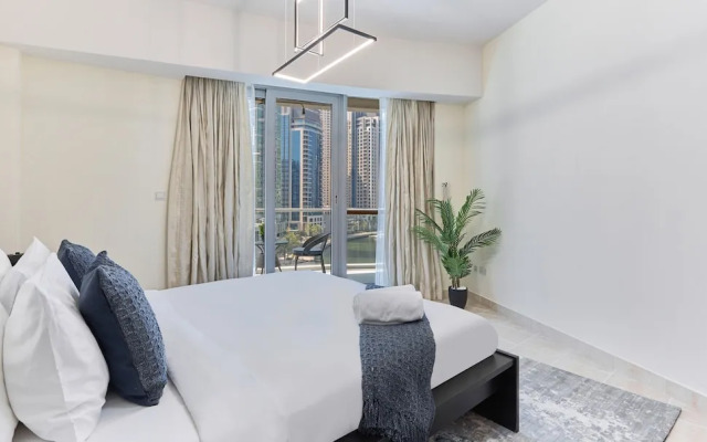 bnbme | Damac Waves Tower | 3 + Maids