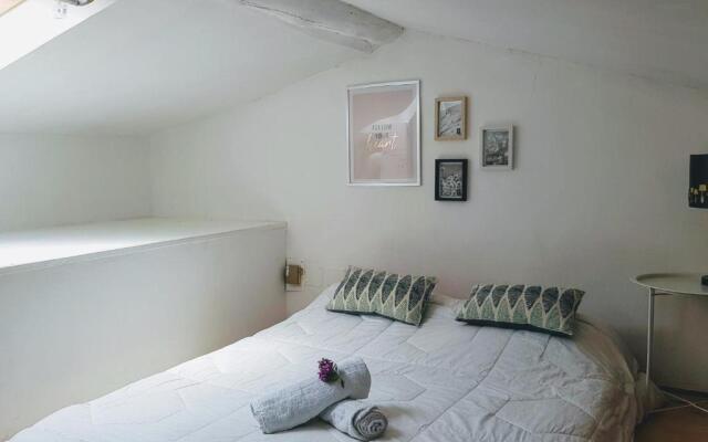 Nice Duplex Apartment Of 25m In Aix En Provence