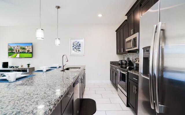 4888 Romeo Circle