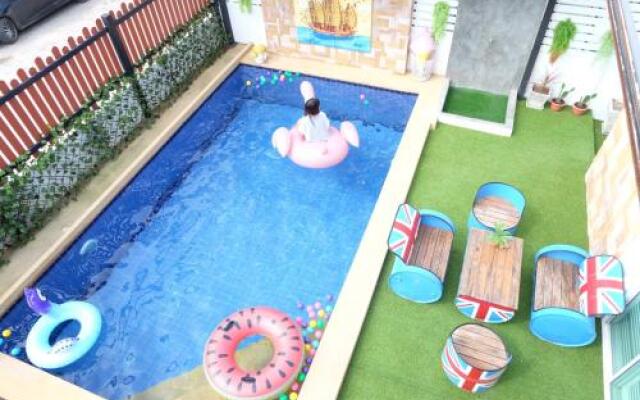 Armanol Pool Villa