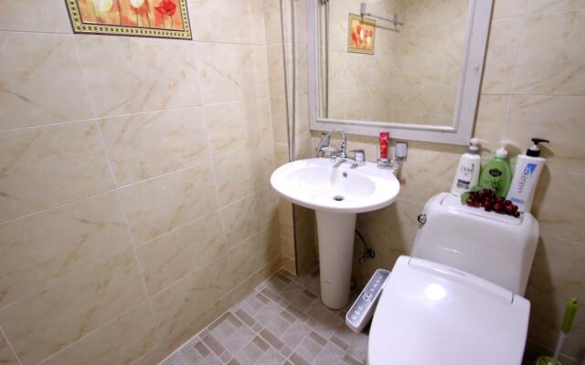 Happiness Full Guesthouse