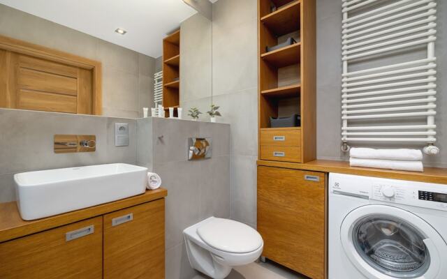 Industrial Apartment Fredry by Renters