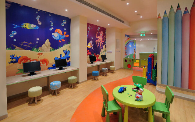 Alexander The Great Beach Hotel
