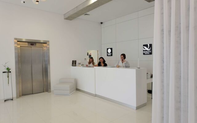 Kyriad Prestige Perpignan Centre Gare