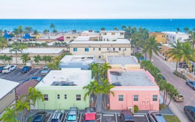 Art Deco Beach Townhouse